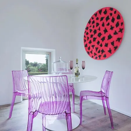 Artistica Con Piscina E Giardino *