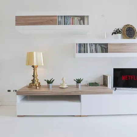 Artistica Con Piscina E Giardino Apartman Gherardi