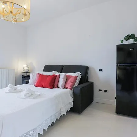Apartman Artistica Con Piscina E Giardino Gherardi
